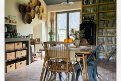 881628B3-2791-48EA-9236-06FDFF375428